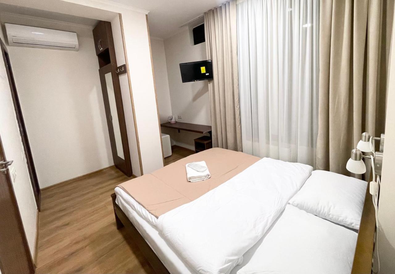 Art Family Hotel Tbilisi Eksteriør billede