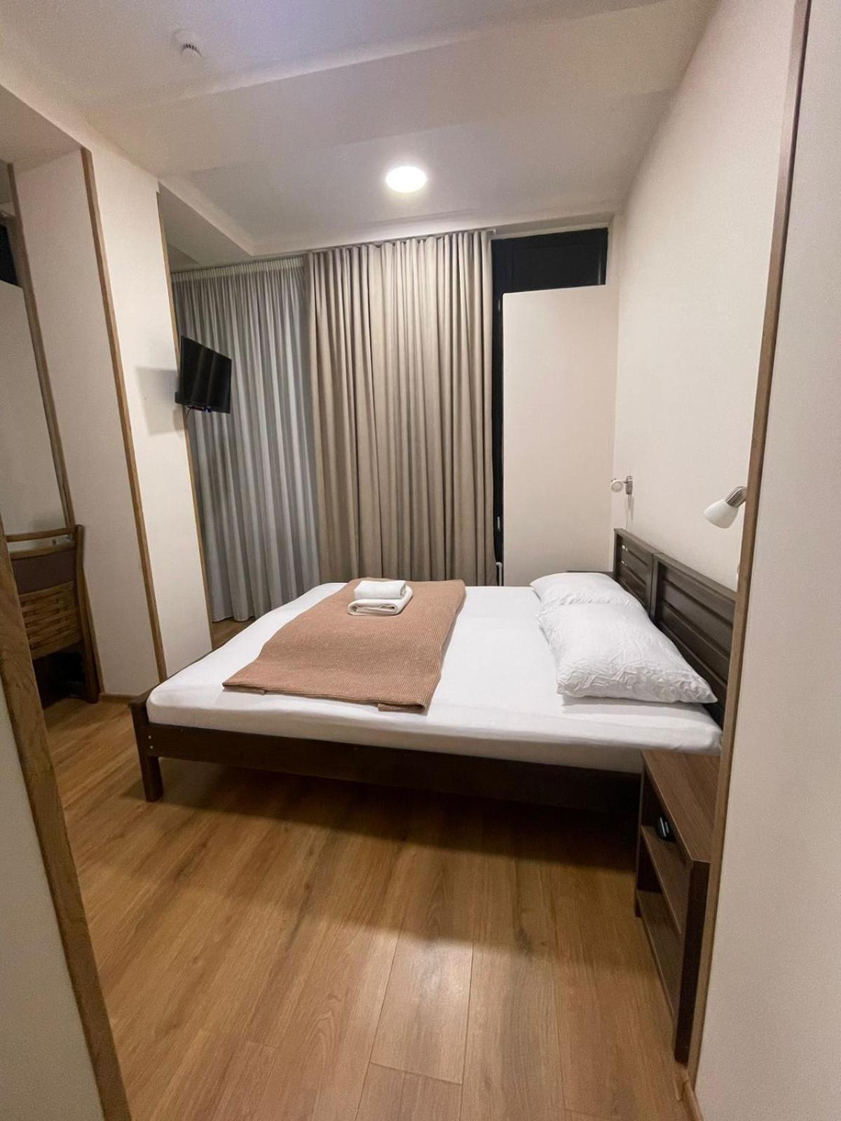 Art Family Hotel Tbilisi Eksteriør billede
